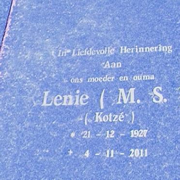 ZYL J.G., van 1922 - 2000 en M.S. KOTZE 1927-2011