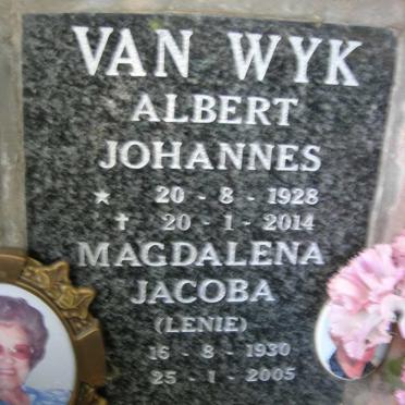 WYK Albert Johannes, van 1928-2014 &amp; Magdalena Jacoba 1930-2005