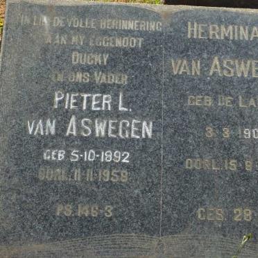 ASWEGEN Pieter L., van 1892-1958 &amp; Hermina C. DE LAREY 1902-1972