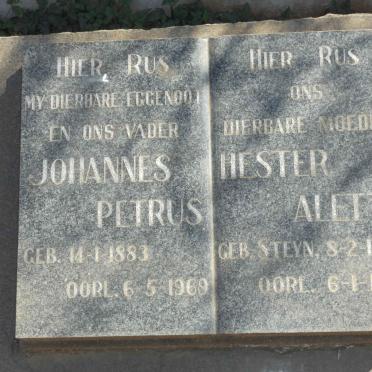 MERWE Johannes Petrus, van der 1883-1969 &amp; Hester Aletta STEYN 1888-1976