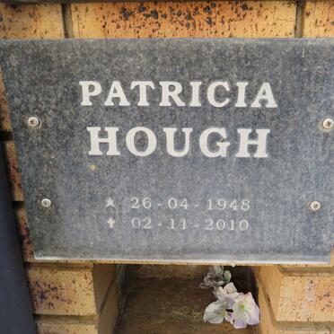 HOUGH Patricia 1948-2010