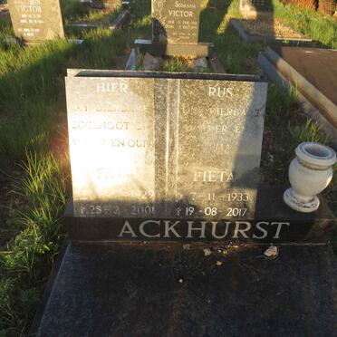 ACKHURST Faan 1929-2001 & Pieta 1933-2017_1