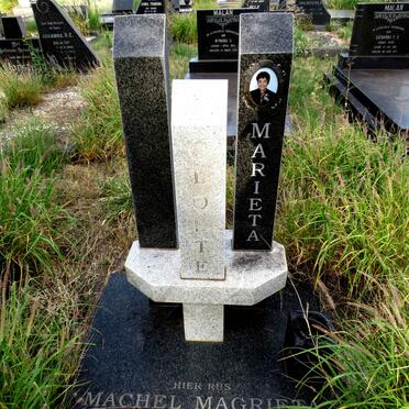 CLOETE Machel Magrietha nee PELZER 1954-2004_1