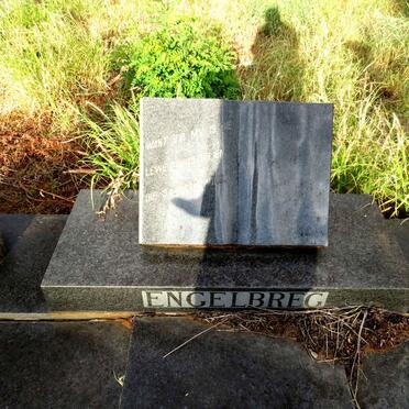ENGELBREG Adriaan S. 1908-1987 & Maria S. HOLTZHAUSEN 1911-1973_1
