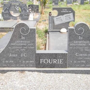 FOURIE Josef J.C. 1936-1994 &amp; Cornelia J. HAYWARD 1940-