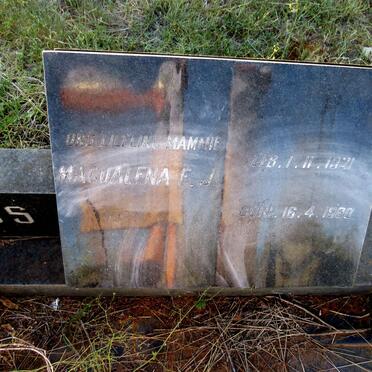 JACOBS Christiaan J. 1911-1975 & Magdalena F.J. 1921-1980_2