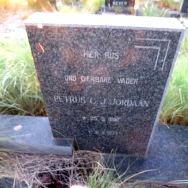 JORDAAN Petrus C.J. 1902-1973 & Gertruida J.S. 1885-1965_1