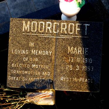 MOORCROFT Marie 1910-1993