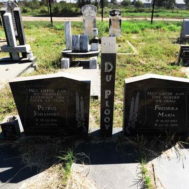 PLOOY Petrus Johannes, du 1916-1996 & Fredrika Maria 1923-2008