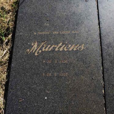 RENSBURG Martiens, Jansen van 1936-1987 & Marie 1942- _2