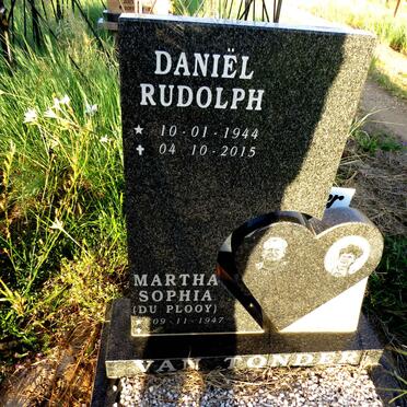 TONDER Daniel Rudolph 1944-2015 & Martha Sophia DU PLOOY 1947- 