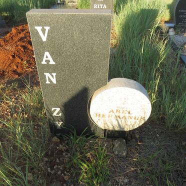 ZYL Abel Hermanus, van 1947-2011_1