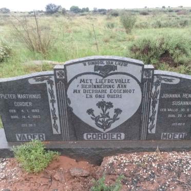 CORDIER Pieter Marthinus 1892-1963 &amp; Johanna Hendricka Susanna WALLIS 1903-1975