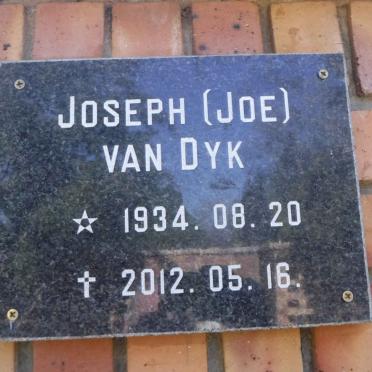 DYK Joseph, van 1934-2012