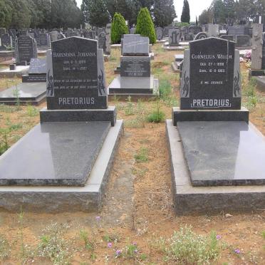 PRETORIUS Cornelius Willem 1898-1963 &amp; Barendina Johanna 1899-1987