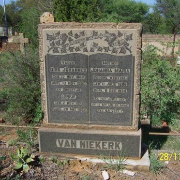 NIEKERK Dirk Johannes, van 1880-1950 &amp; Johanna Maria WENTZEL 1886-1938 :: VAN NIEKERK Dirkie 1926-1928