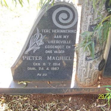 NIEKERK Pieter Maghiel, van 1914-1987 &amp; Louisa Maria Susanna VENTER 1915-