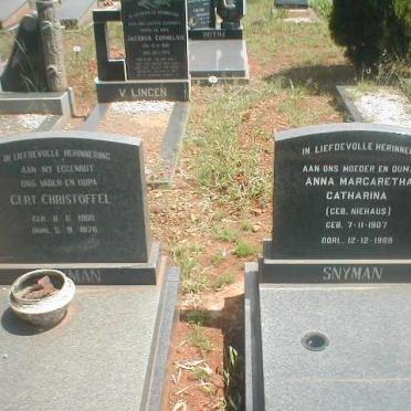 SNYMAN Gert Christoffel 1900-1976 &amp; Anna Margaretha Catharina NIEHAUS 1907-1989