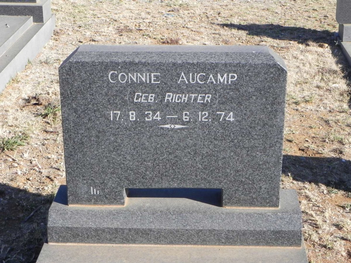 AUCAMP Connie nee RICHTER 1934-1974