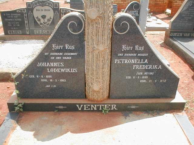 VENTER Johannes Lodewikus  1888-1963 &amp; Petronella Frederika  MEYER 1889-1972