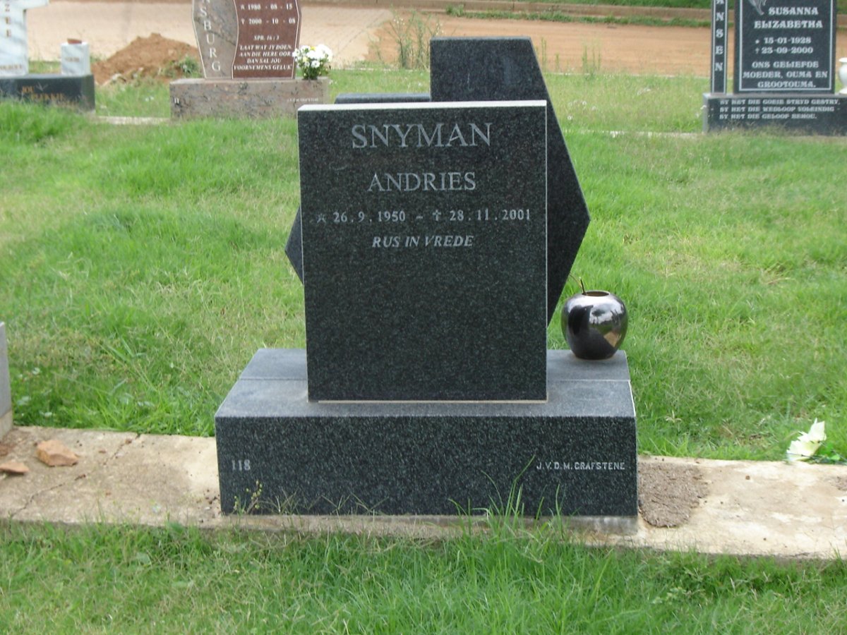 SNYMAN Andries 1950-2001