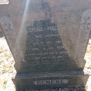 BENEKE Salomina Magdelena nee WIEHMAN 1924-1959
