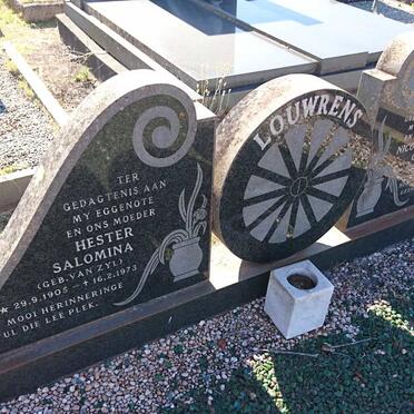 LOUWRENS Nicolaas Gerhardus 1892-1976 &amp; Hester Salomina VAN ZYL 1905-1973