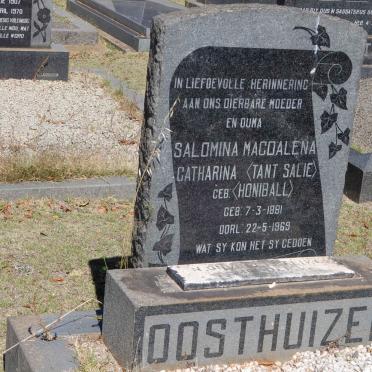 OOSTHUIZEN Salomina Magdalena Catharina nee HONIBALL 1881-1969