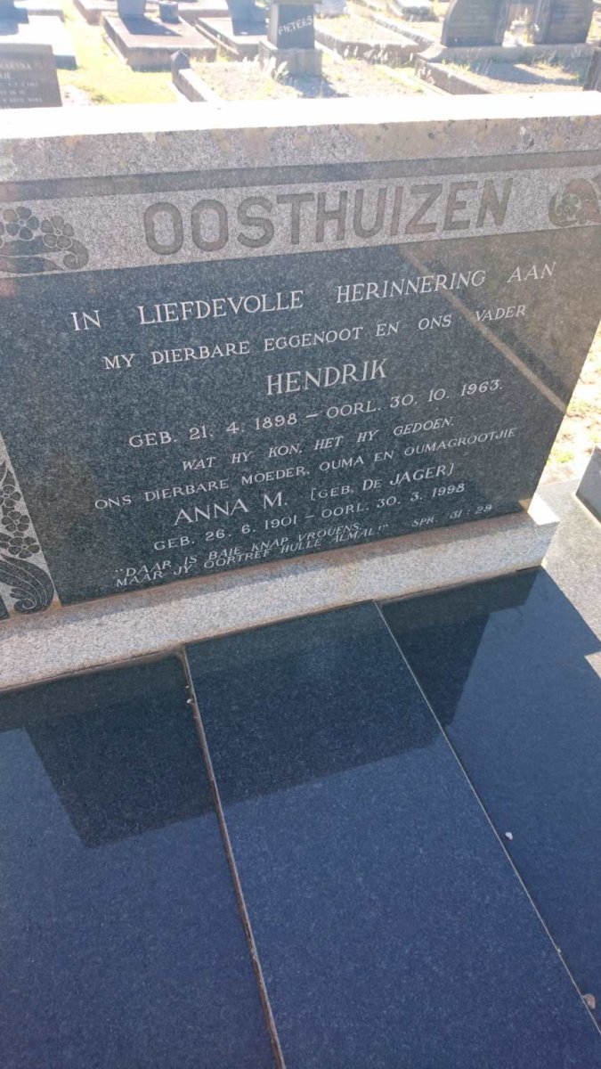 OOSTHUIZEN Hendrik 1898-1963 &amp; Anna M. DE JAGER 1901-1998