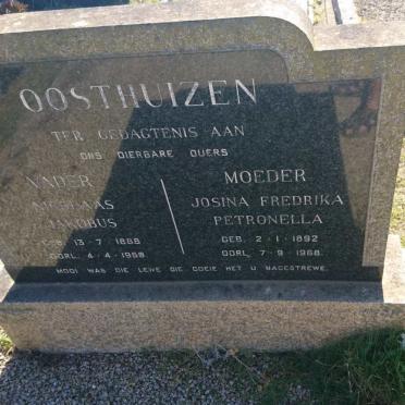 OOSTHUIZEN Nicolaas Jakobus 1888-1959 &amp; Josina Fredrika Petronella 1892-1968