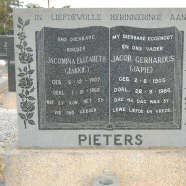 PIETERS Jacob Gerhardus 1905-1966 &amp; Jacomina Elizabeth 1907-1969
