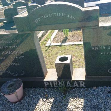 PIENAAR Esias Johannes 1899-1971 &amp; Anna Johanna MARX 1913-1985