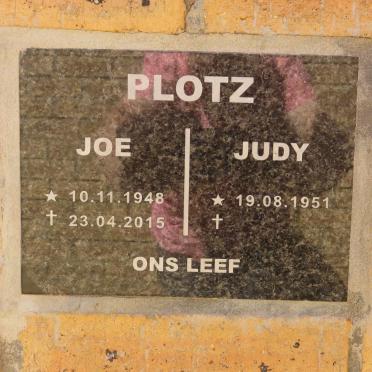 PLOTZ Joe 1948-2015 &amp; Judy 1951-