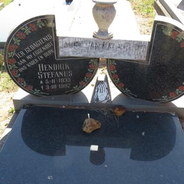 RENSBURG Hendrik Stefanus, Janse van 1935-1992