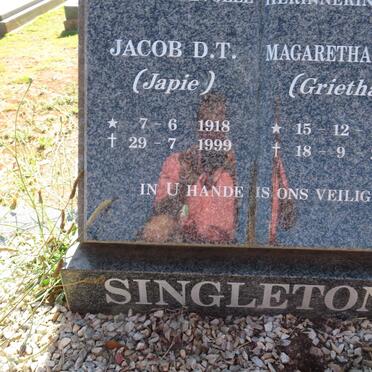 SINGLETON Jacob D.T. 1918-1999 &amp; Magaretha J.J.M. 1924-2012