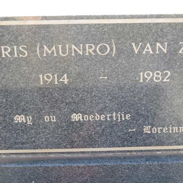 ZIJL Iris, van nee MUNRO 1914-1982