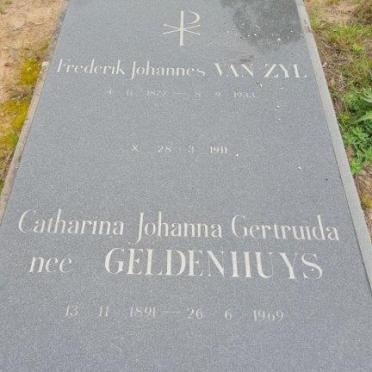 ZYL Frederik Johannes, van 1877-1933 &amp; Catharina Johanna Gertruida GELDENHUYS 1891-1969
