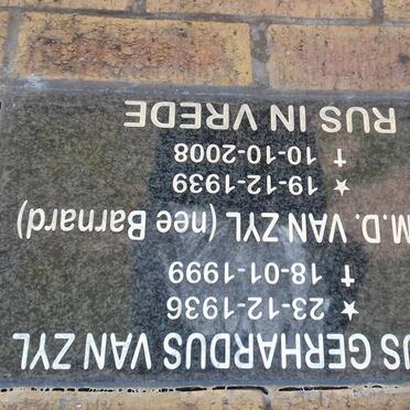 ZYL Petrus Gerhardus, van 1936-1999 &amp; Leah M.D. BARNARD 1939-2008