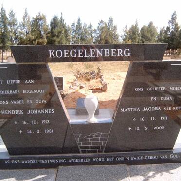 KOEGELENBERG Hendrik Johannes 1912-1981 &amp; Martha Jacoba KOTZE 1911-2005