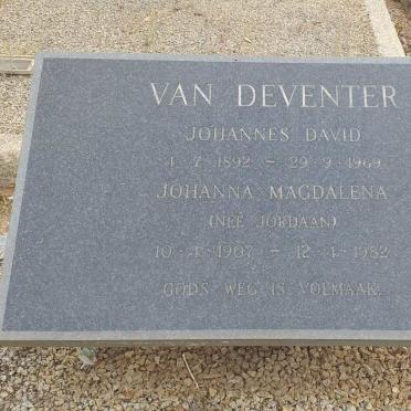 DEVENTER Johannes David, van 1892-1969 &amp; Johanna Magdalena JORDAAN 1907-1982