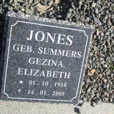 JONES Gezina Elizabeth nee SUMMERS 1918-2005