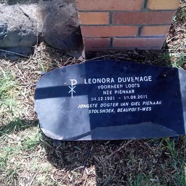 DUVENAGE Leonora voorheen LOOTS nee PIENAAR 1921-2011
