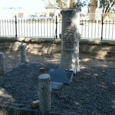 DEVENISH :: VAN HUYSSTEEN