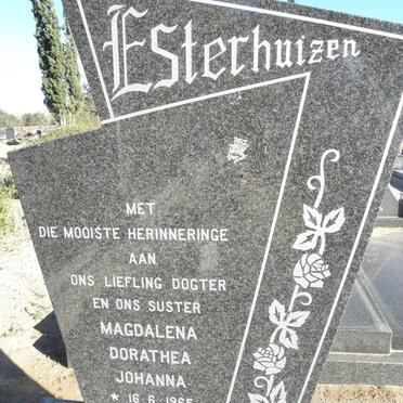 ESTERHUIZEN Magdalena Dorathea Johanna 1965-1982