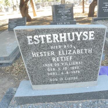 ESTERHUYSE Hester Elizabeth Retief nee DE VILLIERS 1895-1976