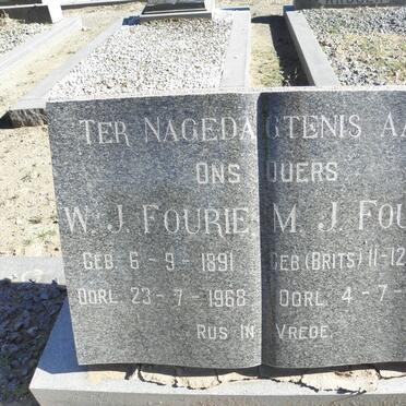 FOURIE W.J. 1891-1968 &amp; M.J. BRITS 1908-1969