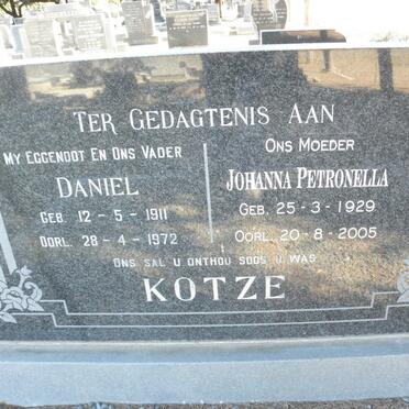 KOTZE Daniel 1911-1972 &amp; Johanna Petronella 1929-2005