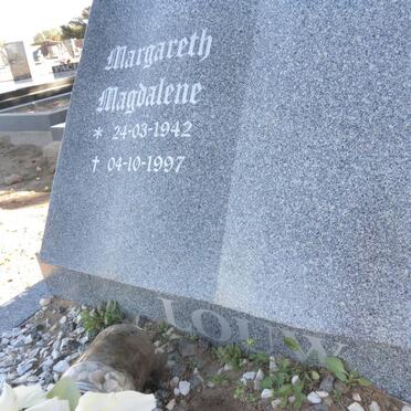 LOUW Margareth Magdalene 1942-1997