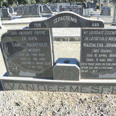 MESCHT Daniel Maritinus, v.d. 1896-1968 &amp; Magdalena Johanna GOUWS 1895-1967