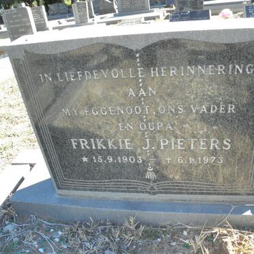 PIETERS Frikkie J. 1903-1973
